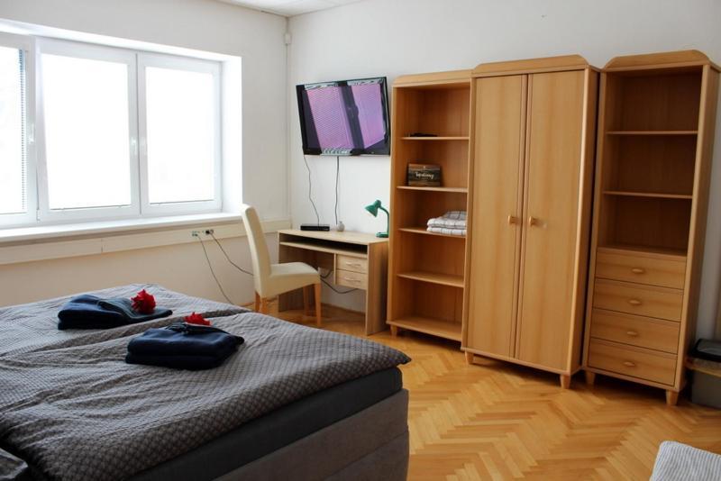 Apartmanovy Dom Stummerova Топольчани Экстерьер фото